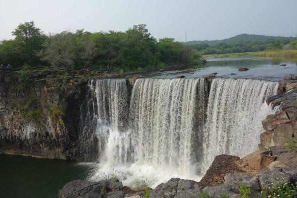 皮沙发和布艺沙发哪个更实用游戏画面